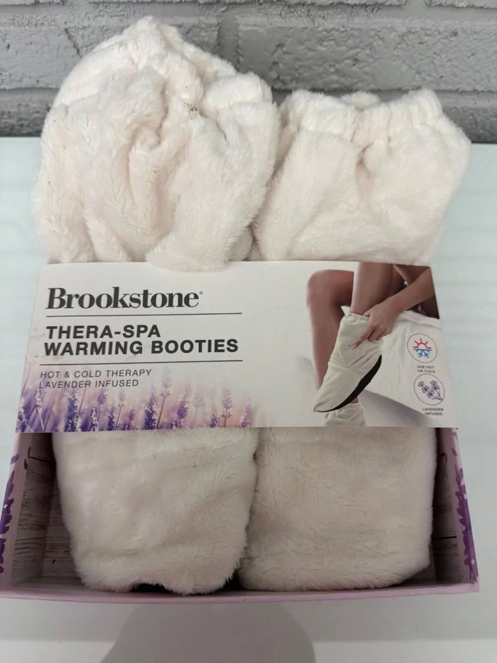 Brookstone Theta-Spa Warming Hot & Cold Lavender Infused Booties OSFM